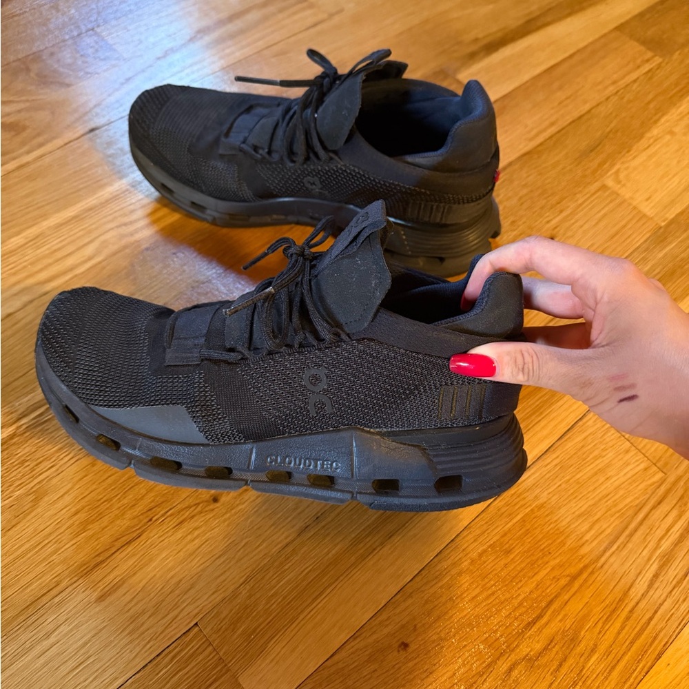 On Running Women's Black Low-Top Performance cloud nova Sneakers